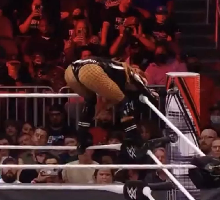 Becky 🍑 posted by eddie1b23