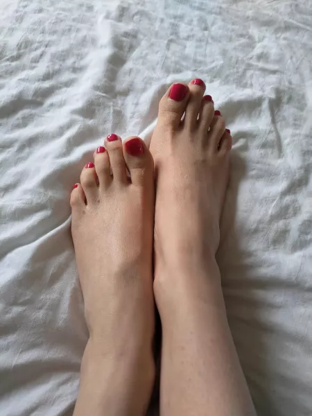 Bed time feet 😊 by mariea91