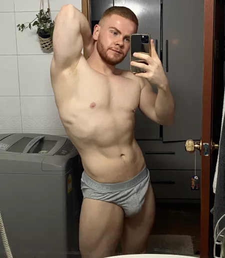 Bed time 😴 by GingerCubAsiaxxx