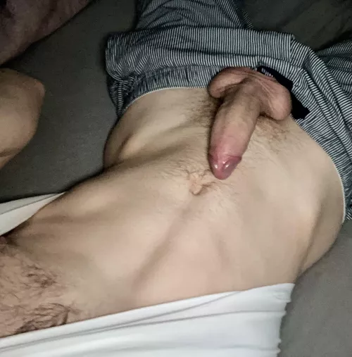 Bedtime 🍆 by ernestselfcontrol