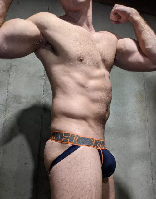 Beefy double salute by Potential-Sandwich99