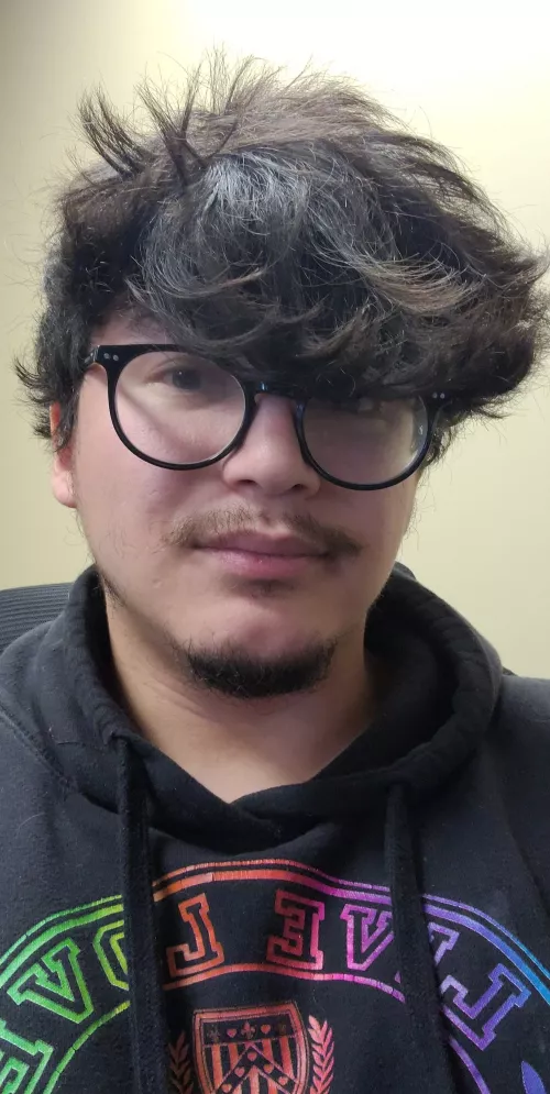 Been a hot min since I posted but hope yall Have a safe fun new year! Gonna have a guilty gear strive night! 🧡🖤🎃 by pump_ka_boo