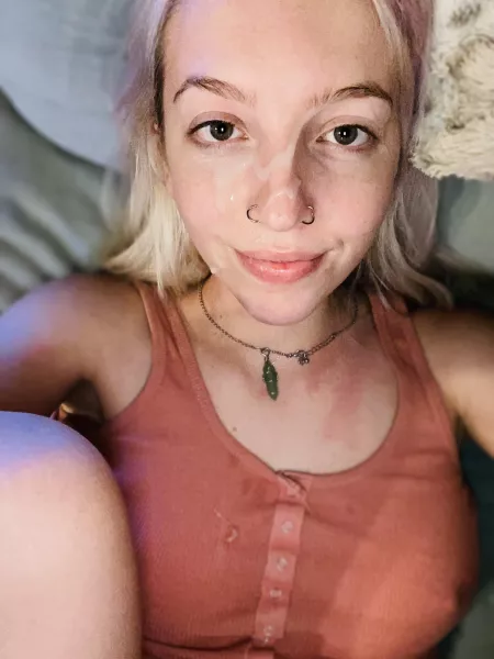 Been awhile since I’ve posted here, just an update to my Tuesday night ❤️💦 by [deleted]