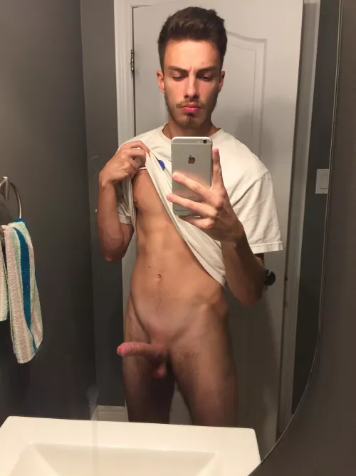 Been insanely horny lately ! 🤪 by Brrreddit01
