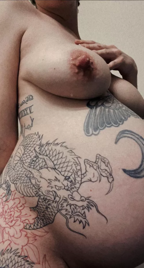 Been leaking colostrum already.. can I borrow your tongue? 👅💦 by xVixxxenVictoriax