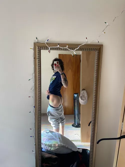 been on a submissive streak lately by saraphsrevenge