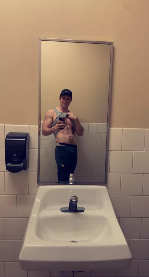 Been working 🙈 by Jackpackage71