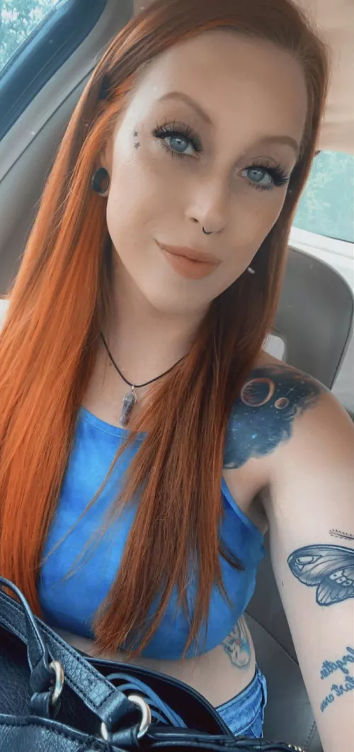 beep boo boo bop 🤖 by istayyawayyyX