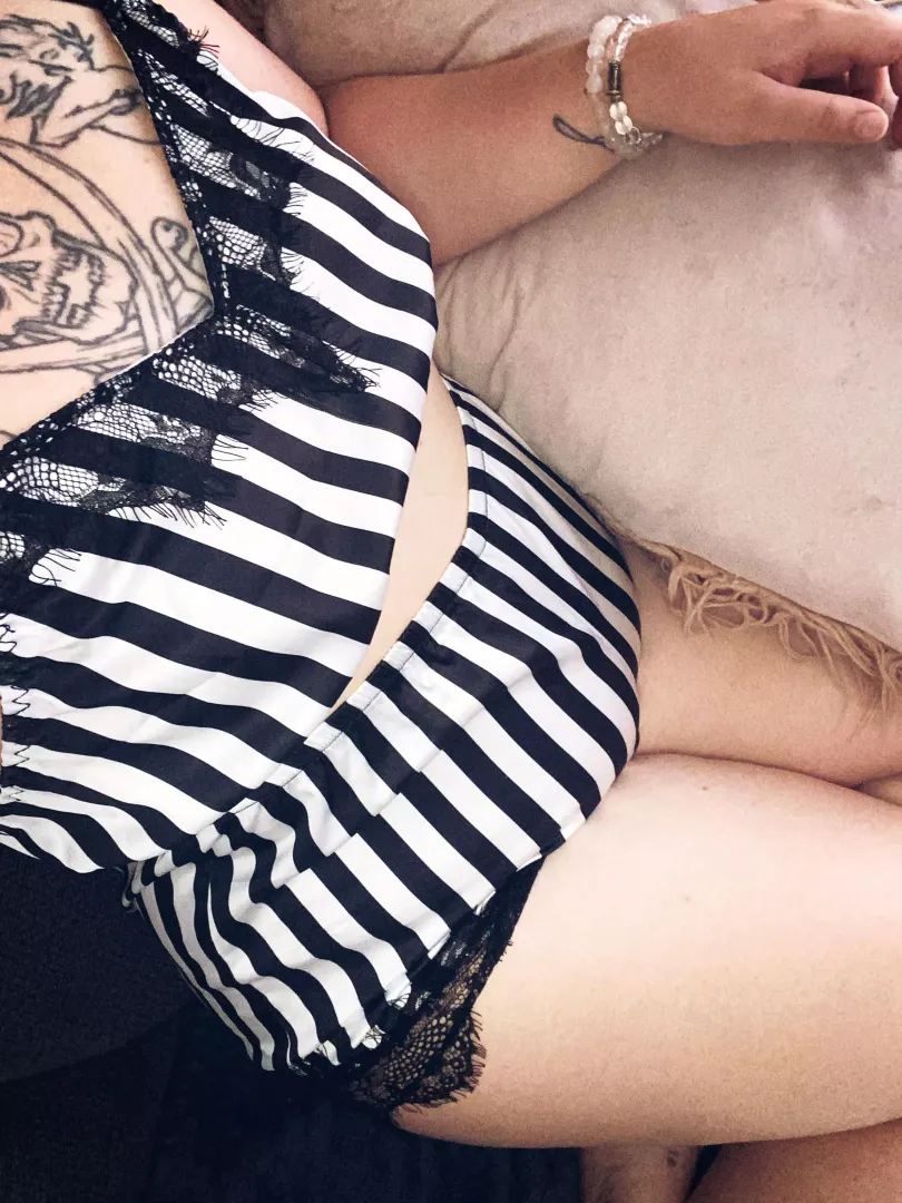 Beetlejuice, beetlejuice, beetlejuice. Who else is ready for spooky season? posted by BoysenberryBig6156