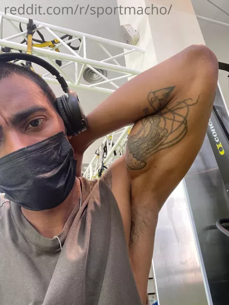 Beg. Sniff. Lick. What you’re waiting for? Be a good boy! by sportmacho