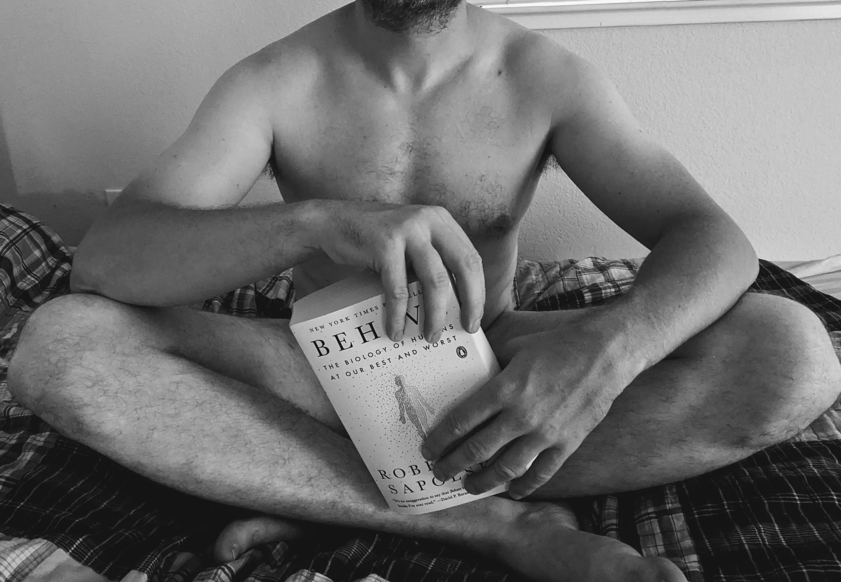 Behaving posted by YoNoSoyUnPinguino