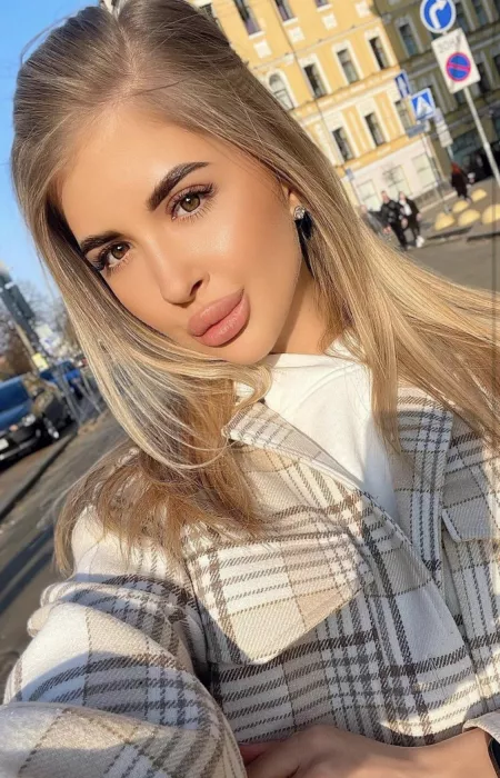 Beige by round_plastic