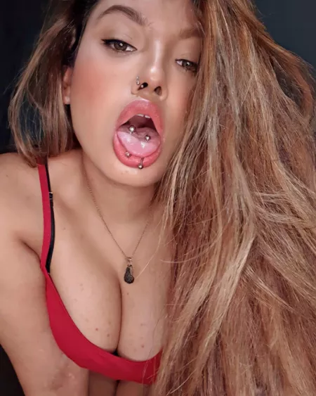 Being face fucked gets my p😻ssy dripping wet! by Hearted-face