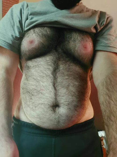 🙋🏻‍♂️ being hairy comes in handy in winter , doesn't it by furqndbulk