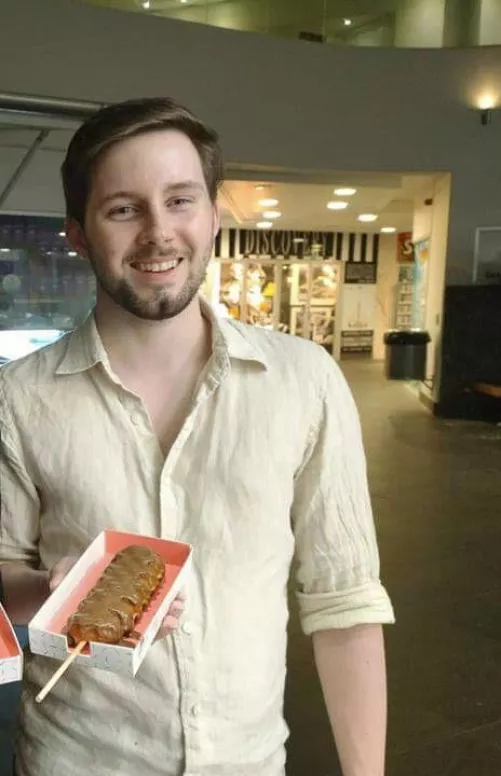 Believe it or not, that’s actually a Brownie I’m holding! by lokkey4