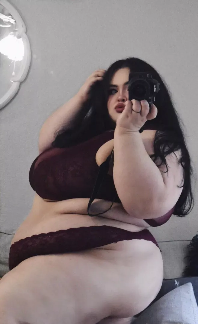 Belly and ass growing posted by thisfatfox