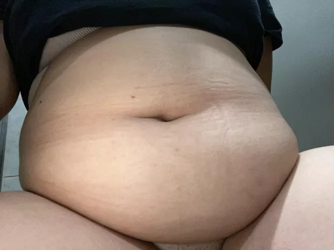 Belly got so much bigger by Personal_Phrase9006