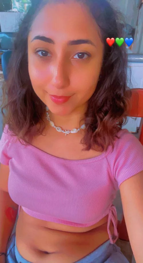 Belly lovers? How does this image of my growing belly makes u feel? Can anyone help me to get more food hehe by lilkarma4u