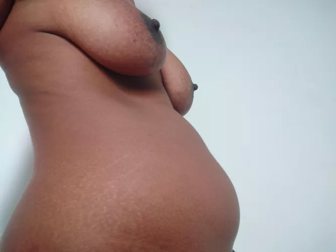 belly past my boobs by brownbelly27