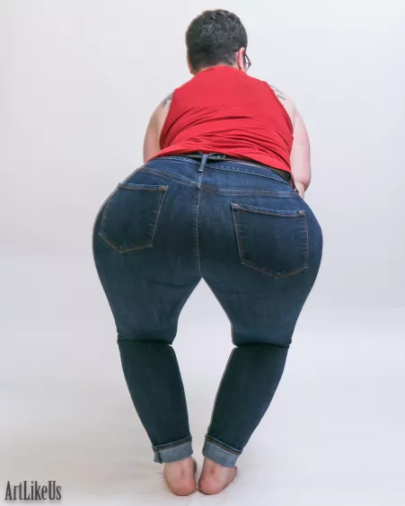 Belt holding on for dear life🥴🥵♥️ (OC) by [deleted]