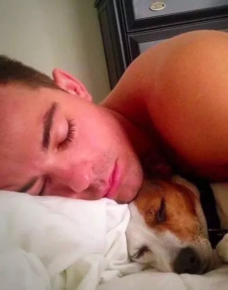 Best friends sleeping together. by Dhnd88