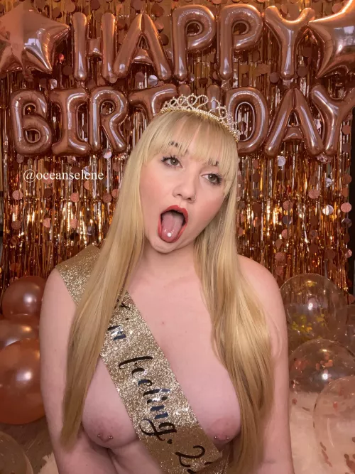 Best way to spend my birthday... dumb and drooling by bimboselene