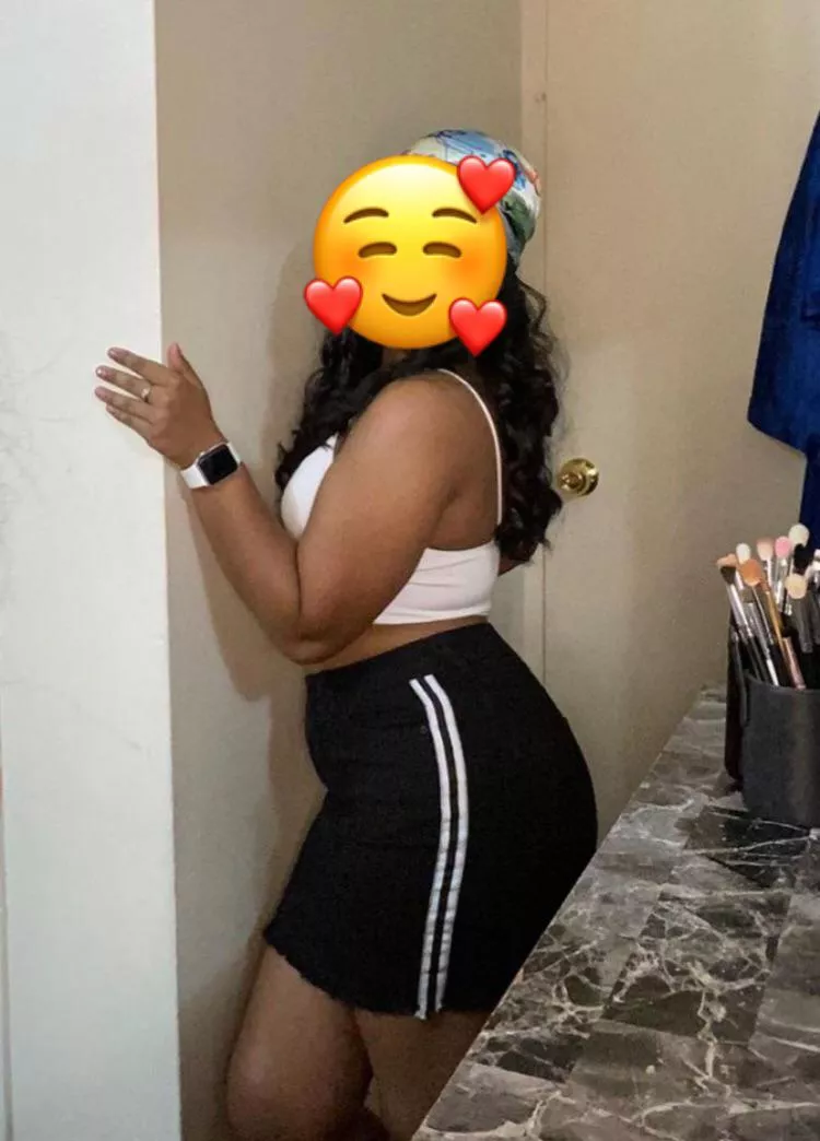 Bet you wouldn’t of guessed I’m a boy ☺️☺️ posted by YurixSimp