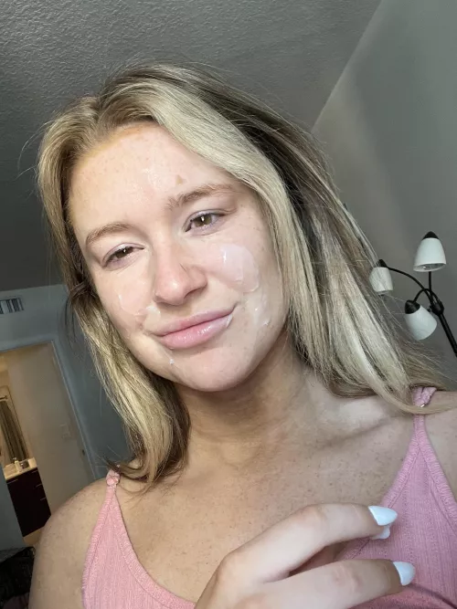 Better than any spa facial - like if you agree 😈 by Daniellenmx