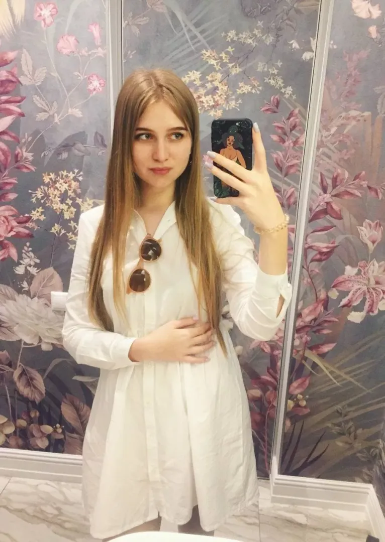 between my legs posted by damexes