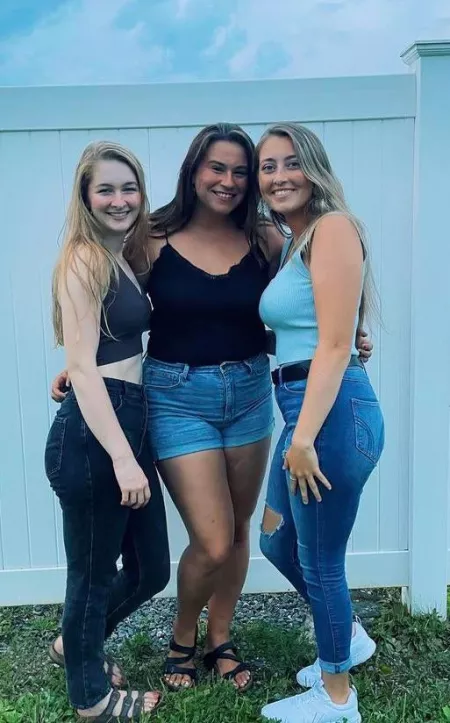 BFFs part 2 by superdred