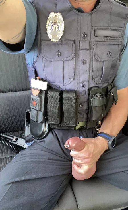 Bi Male Police Officer 38 by officerb36