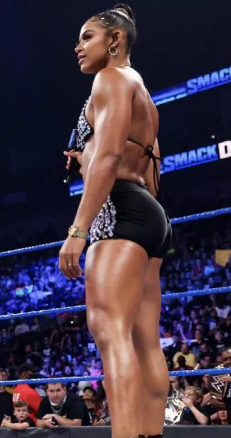 Bianca's incredibly fit body by [deleted]