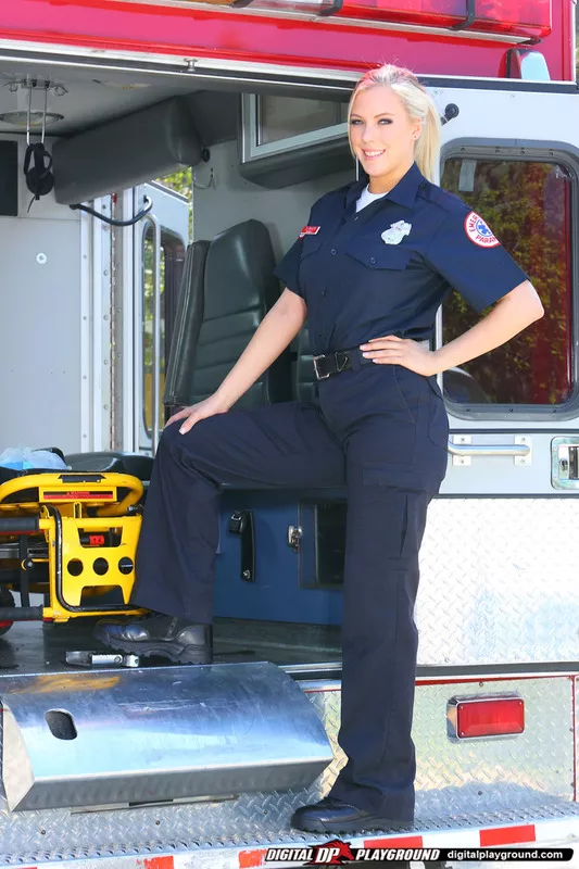 Bibi Jones, saving lives in uniform posted by TheThrowAway9874302