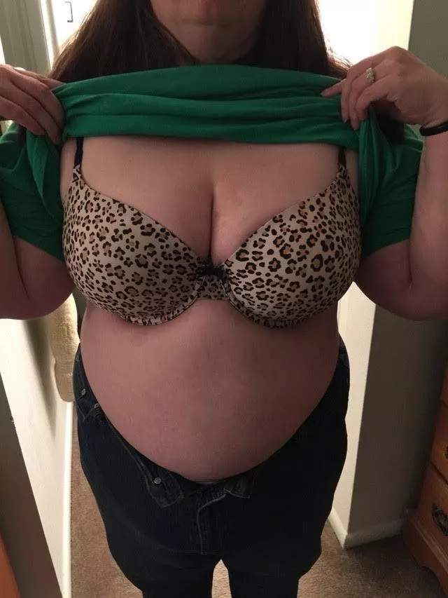 Big 38DD’S posted by loser1136