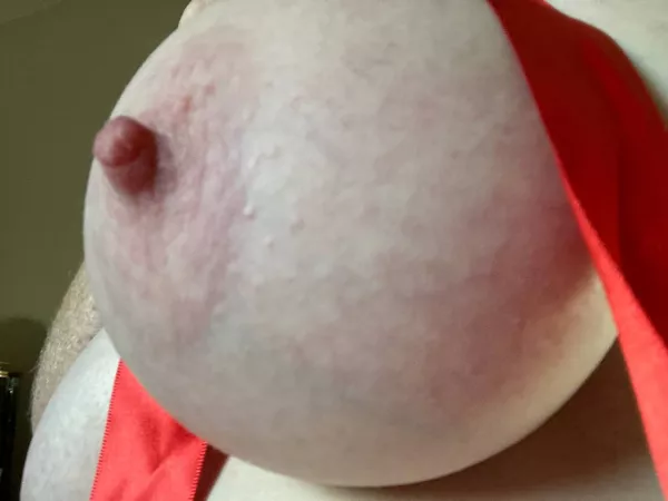 Big and round.. by Cyezion