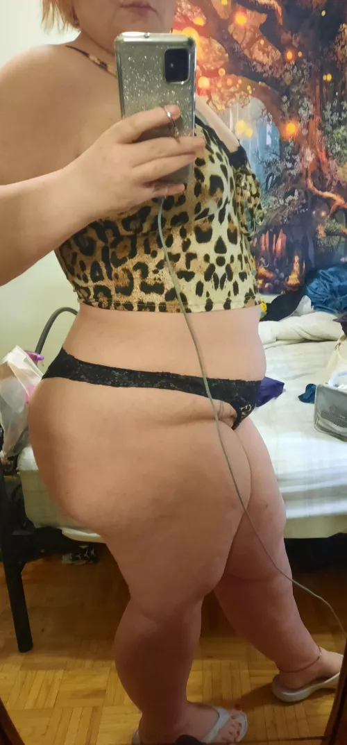 Big Booty BBW Bombshell MILF by MorticiaFreak