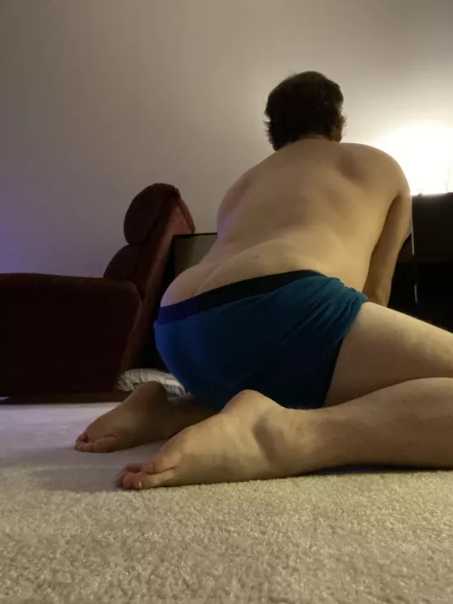 Big booty virgin sissy needs someone to abuse me and whore me out 🥺 Kik: urfavoritetoy123 by boringdude28