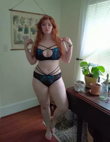 Big butt, boobs, and attitude by iceplants