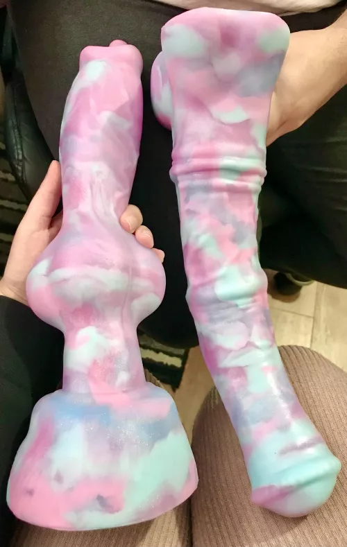 Big dick delivery today!! 😍💕💦 (XL Rex & L Chance, both in Pastel Vulpine) by MilkyHorchata