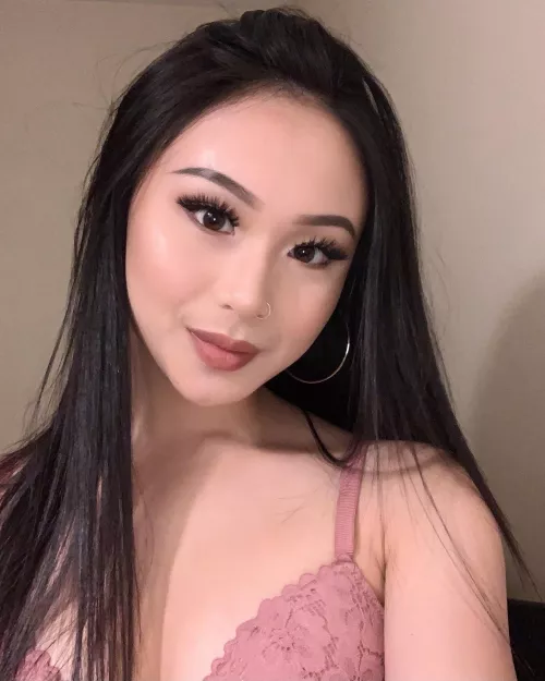 Big eyes by WetAzzPuzzy