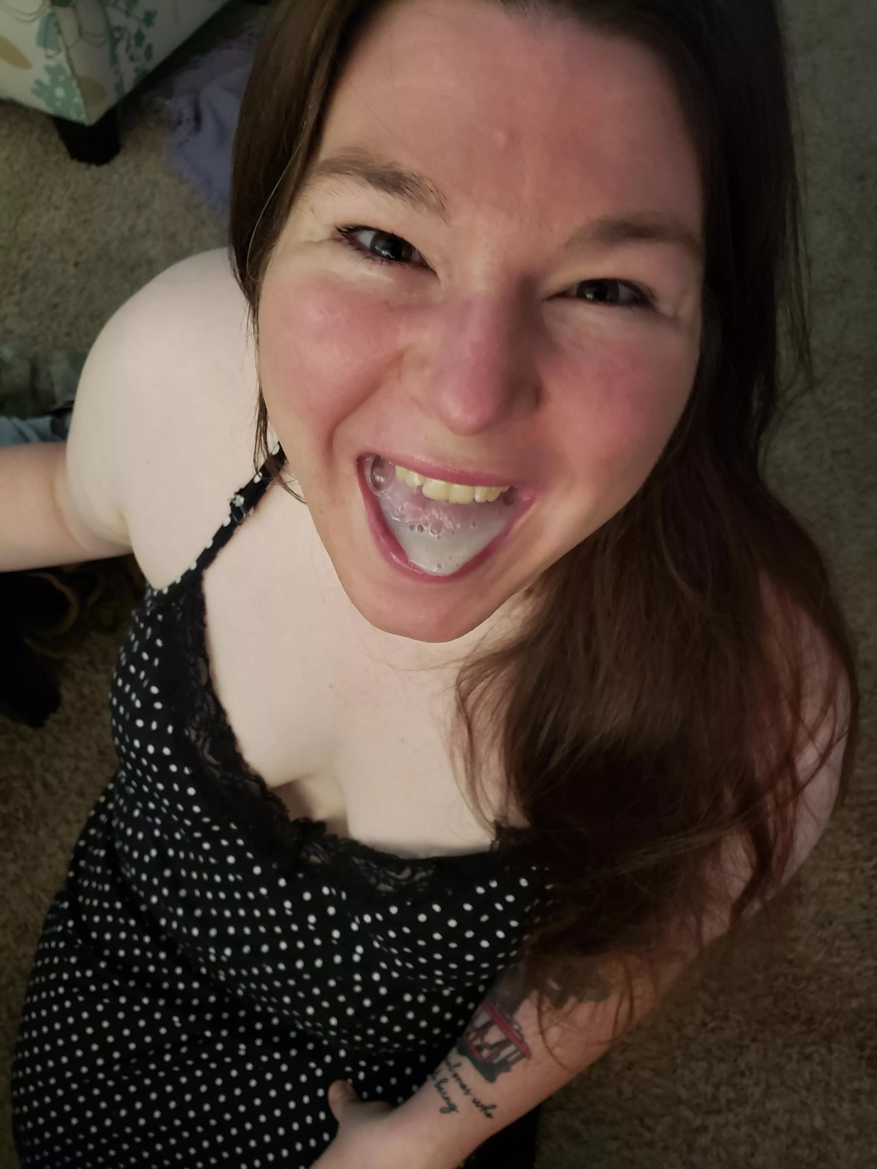 Big girl I'd happy to feed posted by throwway4856