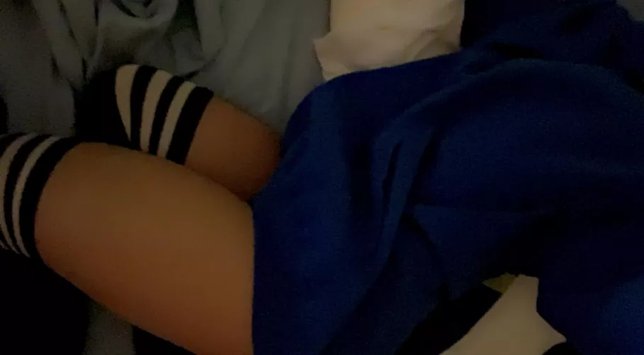 big hoodies make everything better 😌😌😌 by Chooseauniquenam