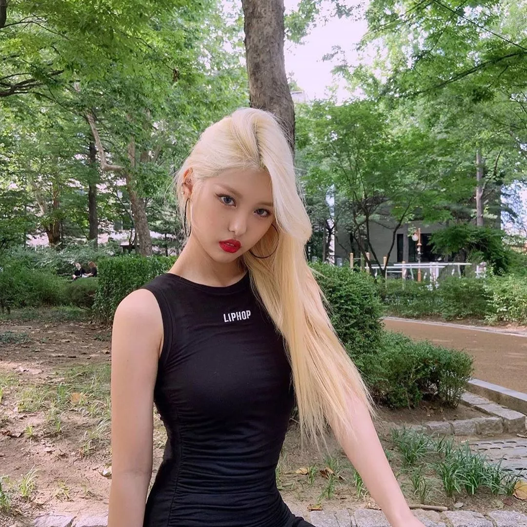 Big hoop earrings posted by AggravatingClient