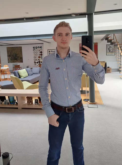 Big presentation today, wish me luck! by Atomlad360