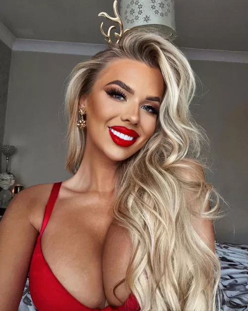 Big Red Lips by gooningaccount