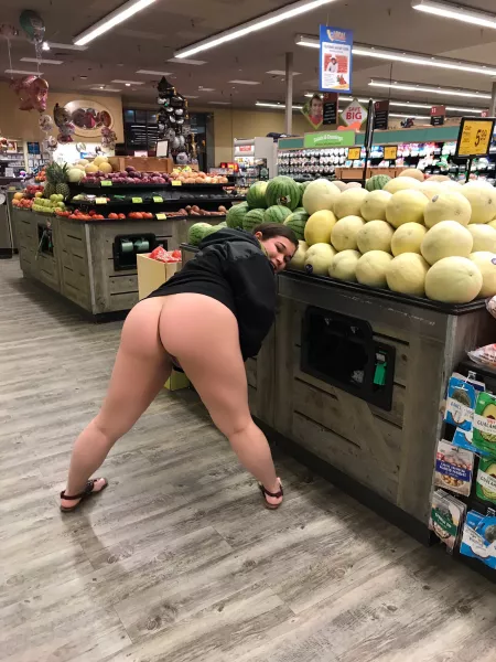 Big & Round by MarijuanaAndRum