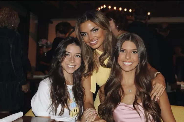 Big smiles! by Gottagetthemhoes22