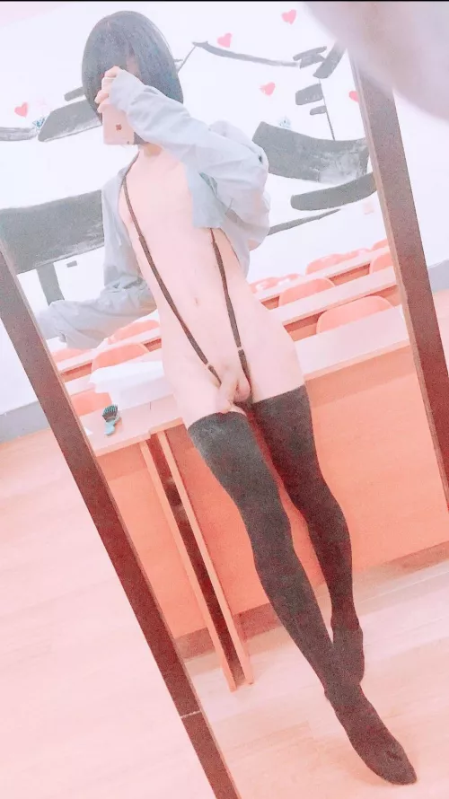 Big tease by LemonLemon14