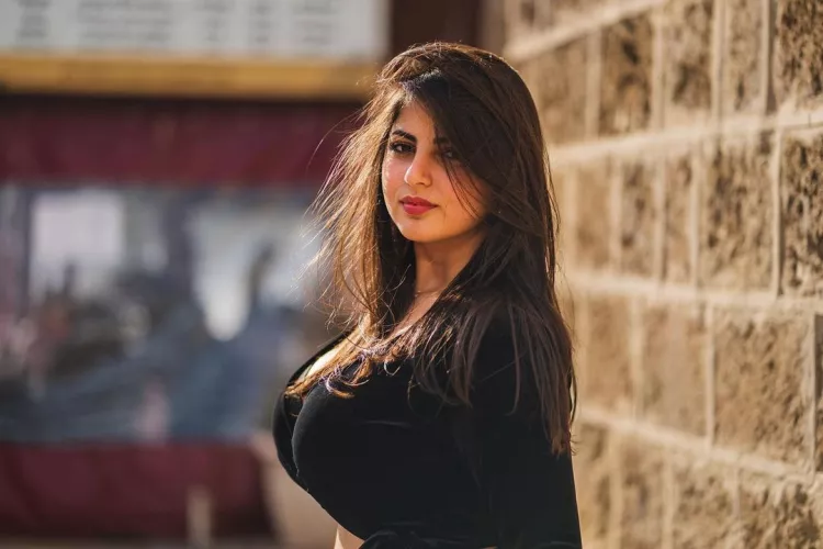 Big things in the promised land by dukenukem