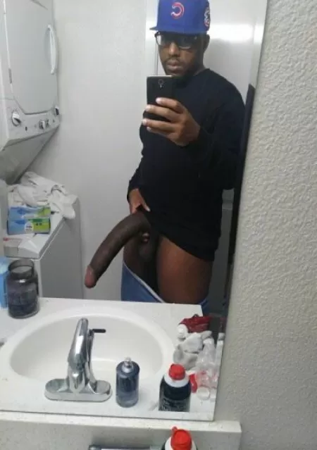 BIGGEST DICK EVER HIT MY INBOX FOR BOOK LINK! by MrBigDick83KiK